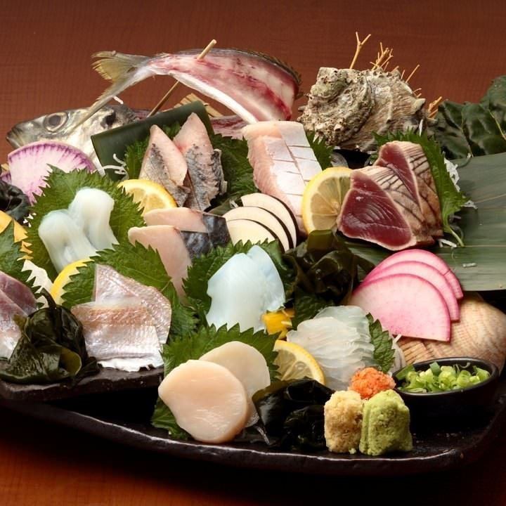 当店自慢の刺身とおいしい日本酒と一緒に是非ご賞味下さい！