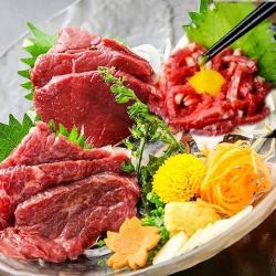 馬刺し三種盛り 