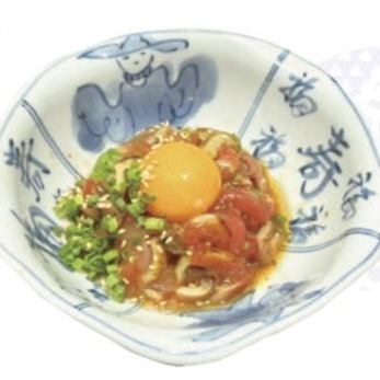 鶏ユッケ