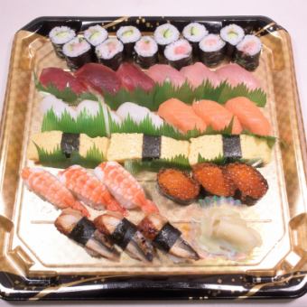 [Take-out] Kaede (2-3 servings) 24 pieces, 1 each of Negitoro and Kappa