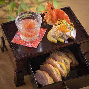 【魚魂套餐】紅燒魚翅、鮑魚料理、24小時燉和牛尾等≪共8道菜≫12,800日圓（含稅）