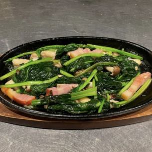 Spinach and Bacon Kinoko Popeye Sauté