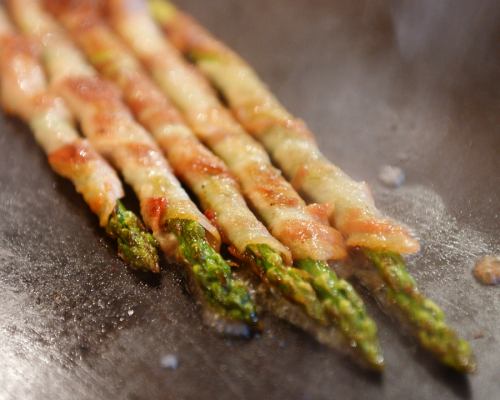meat wrapped asparagus