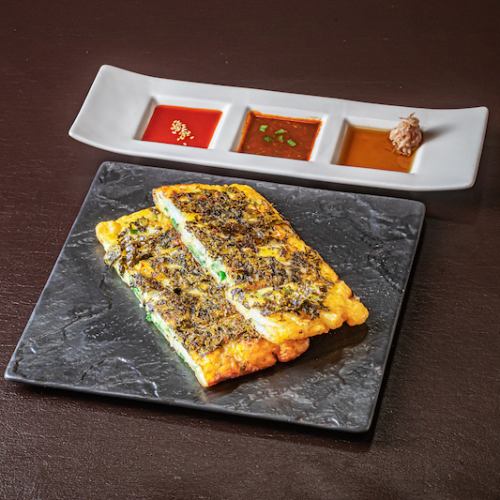 Korean seaweed and yam pancake