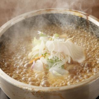 四川風若鶏の唐揚げ/ 鯛の刺身入りスープチャーハン 各