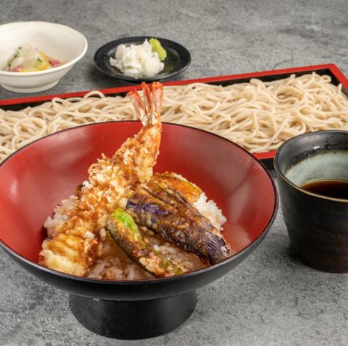 Lunch is also open ♪ Daily bowl + soba set is 980 yen ~