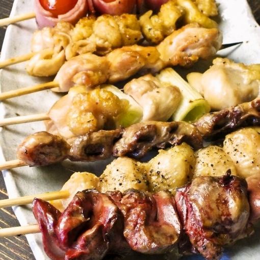 [Banquet course] A course where you can enjoy yakitori, sashimi, and fried foods! 4,000 yen including 8 dishes + 2 hours of all-you-can-drink