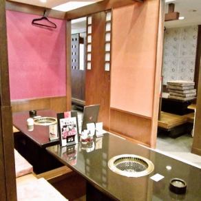 半個室席の仕切りをとったら１２名用の個室に