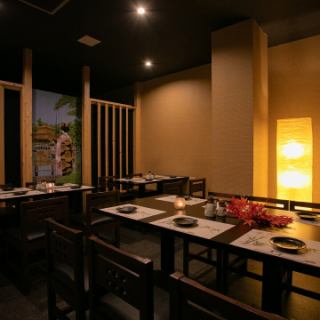 【中規模のご宴会に最適】中規模の団体様なら貸切でなくともご利用いただけるテーブル席もございます。会社宴会等、大人数で利用したい場合は最大100名様迄貸切のご予約も承っておりますのでお気軽にご相談ください。【梅田/お初天神/居酒屋/梅田居酒屋/貸切/食べ飲み放題/焼き鳥/海鮮/寿司/誕生日/宴会/女子会/合コン】