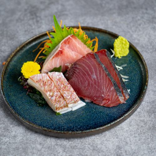 お刺身三種盛り