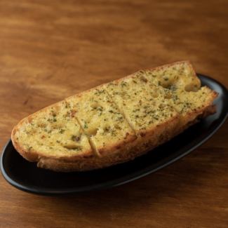 ガーリックトースト/Garlic Bread