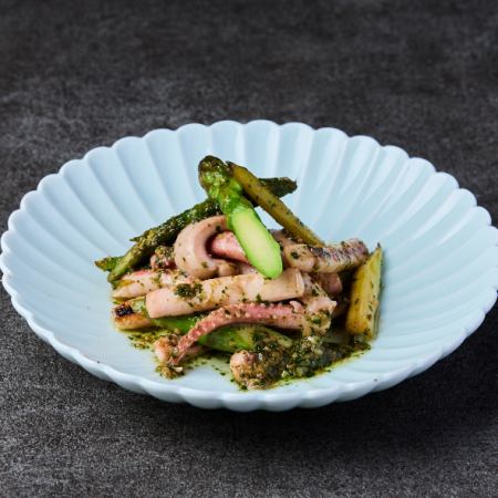 烏賊とアスパラのいしるバター炒め