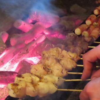 【歓送迎会】唐揚げ・炭火焼鳥4種・ふわふわだし巻きなど全11品≪1番人気コース≫5000円(税込)