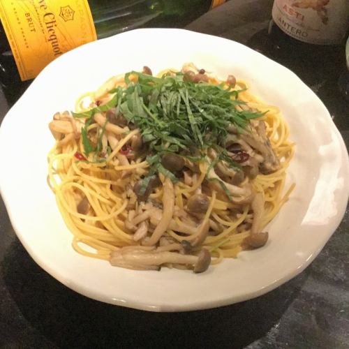 [Japanese style] Spaghetti with mentaiko and green perilla