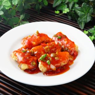 33. Sweet and sour sauce of white fish