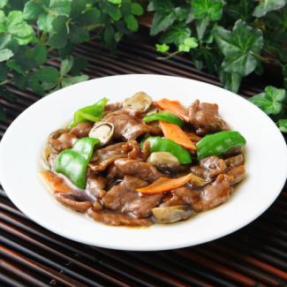 47. Stir-fried beef with oyster sauce [* Photo] / 48. Stir-fried beef with black pepper