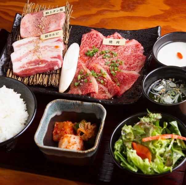 焼肉御膳が人気★1600円/満腹焼肉御膳3100円(ランチ価格)