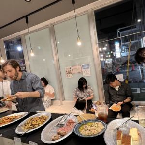 【貸切◎最大20名様まで!】お誕生日会やクリスマス会、オフ会など、様々なイベントで貸切がご利用いただけます。貸切限定のパーティメニューやスパークリングワインの飲み放題の、ご注文も承っております♪わんちゃんたちと特別な時間を過ごしたいなら、貸切でのご利用がおすすめです。ご予約は事前にお願いします!