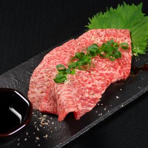 特選黑毛牛生魚片
