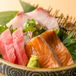 本日の鮮魚刺し3点(一人前)