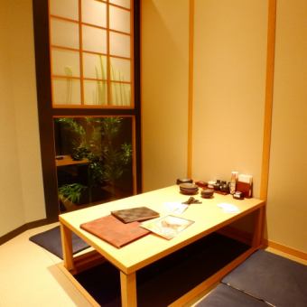 A private room with 5 seats, which is blind, so you can't see it from the outside! Please ◆ For girls' associations, birthdays, joint parties ♪ Various popular all-you-can-drink plans are also available.If you are looking for a private tavern in Kashiwa, come to the private tavern Ryugujo Kashiwa!