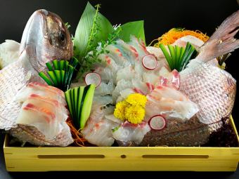 Whole Red Sea Bream Sashimi Box (Approx. 3 servings)