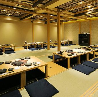 We also have a large banquet hall that can accommodate up to 50 people! [Kashiwa Private Room Izakaya] ★Private rooms for up to 50 people★ We are always accepting reservations for private rooms at the Kashiwa store! All-you-can-drink plans start from 4,000 yen♪ As it is a private room izakaya, it is also recommended for welcoming and farewell parties, various large banquets, large-scale parties, and girls' parties! Please feel free to contact us if you would like to use it♪ Each course comes with all-you-can-drink, and we are sure you will be satisfied with the luxurious content.