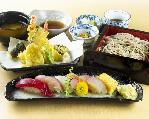 Five-piece nigiri and soba tempura set