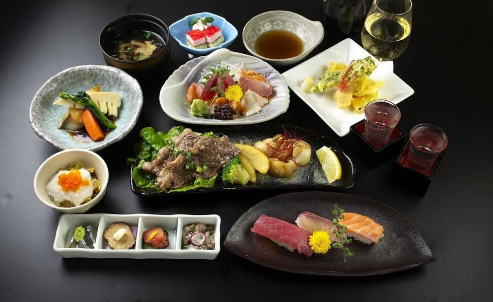 ★宴会コース ◆2時間飲み放題つき4,500円(税込)~ご用意しております。