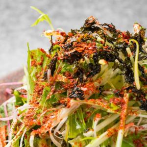 Korean seaweed choregi salad