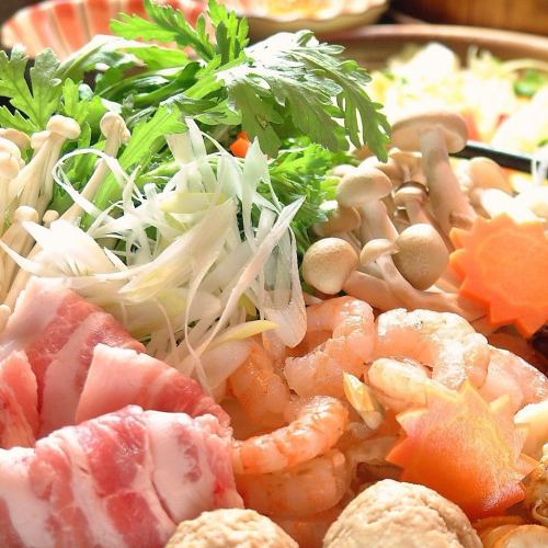 [Salt-flavored chanko hotpot & horse meat sashimi] 10-item course with 2 hours of all-you-can-drink for 5,500 yen (tax included)