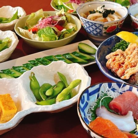 ★当日OK! お刺身や唐揚げ定番料理づくし　　　　【お手軽コース】2H飲み放題付全7品　4500円