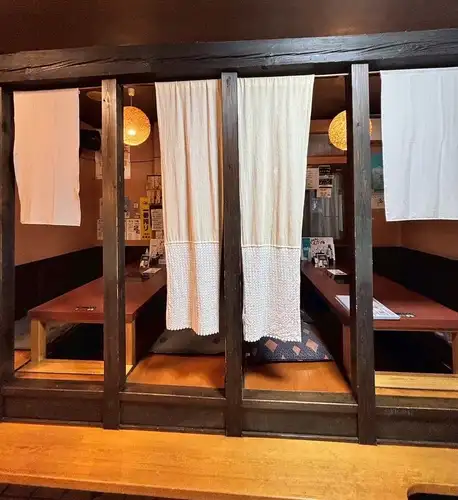 世代を超えて集まる居酒屋