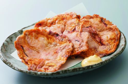 Freshly fried squid crackers!
