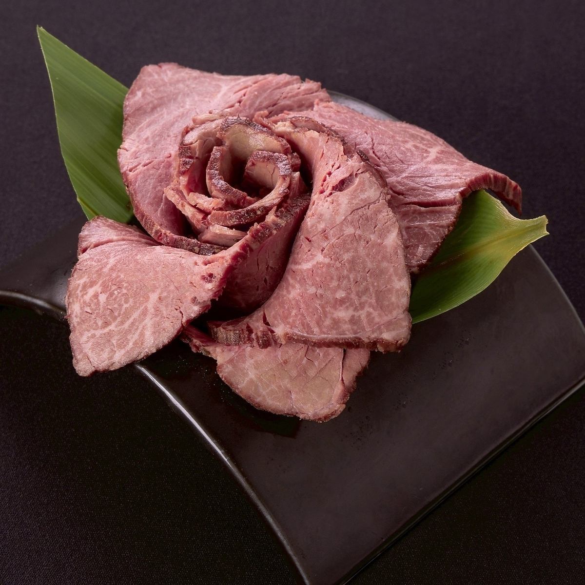 雌A5処女飛騨牛を熟成した、当店限定のお肉をご堪能ください！