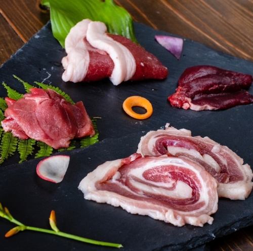 ジビエ盛り合わせ ~山の恵みを楽しむ贅沢一皿~