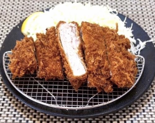 I want you to try it at least once! "Special Pork Cutlet Set Meal" (takeout available)