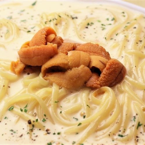 生ウニのクリーム生パスタ