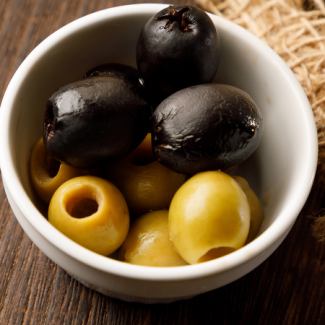 Assorted 2 kinds of olives