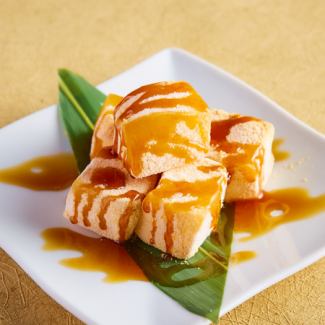 黒蜜かけわらび餅