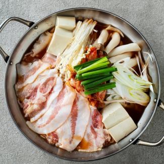 旨辛豚キムチ鍋 1人前