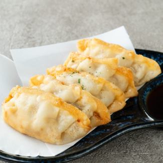 揚げ餃子