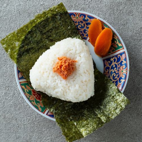 おにぎり(梅 or 鮭) 各