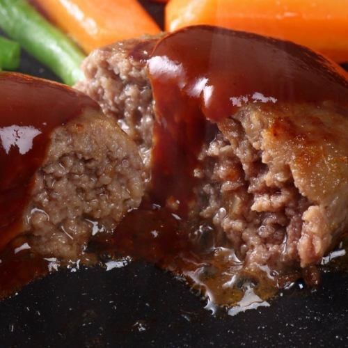 Cave特製 牛100％使用 ハンバーグステーキ