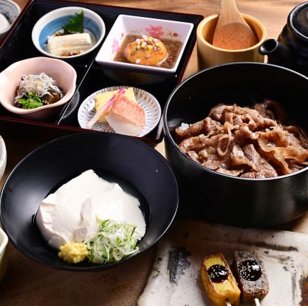 [Dandoyama Plateau Beef Hitsumabushi Kaiseki Course ◆ 5,500 yen] +1,500 yen / +2,000 yen for all-you-can-drink ◎