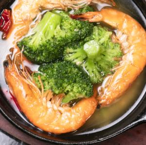 유두 새우와 브로콜리의 아히조