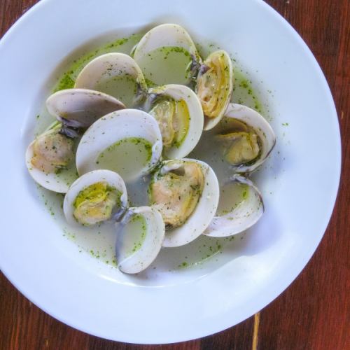 ハマグリの白ワイン蒸し