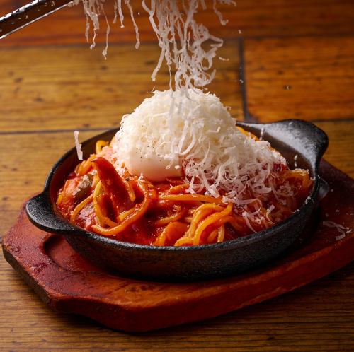 鉄板雪山ナポリタン