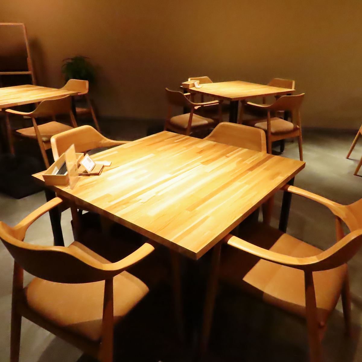 落ち着いた空間で、こだわりのお食事をお楽しみください♪