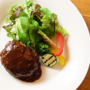 名物！LUDENハンバーグ
